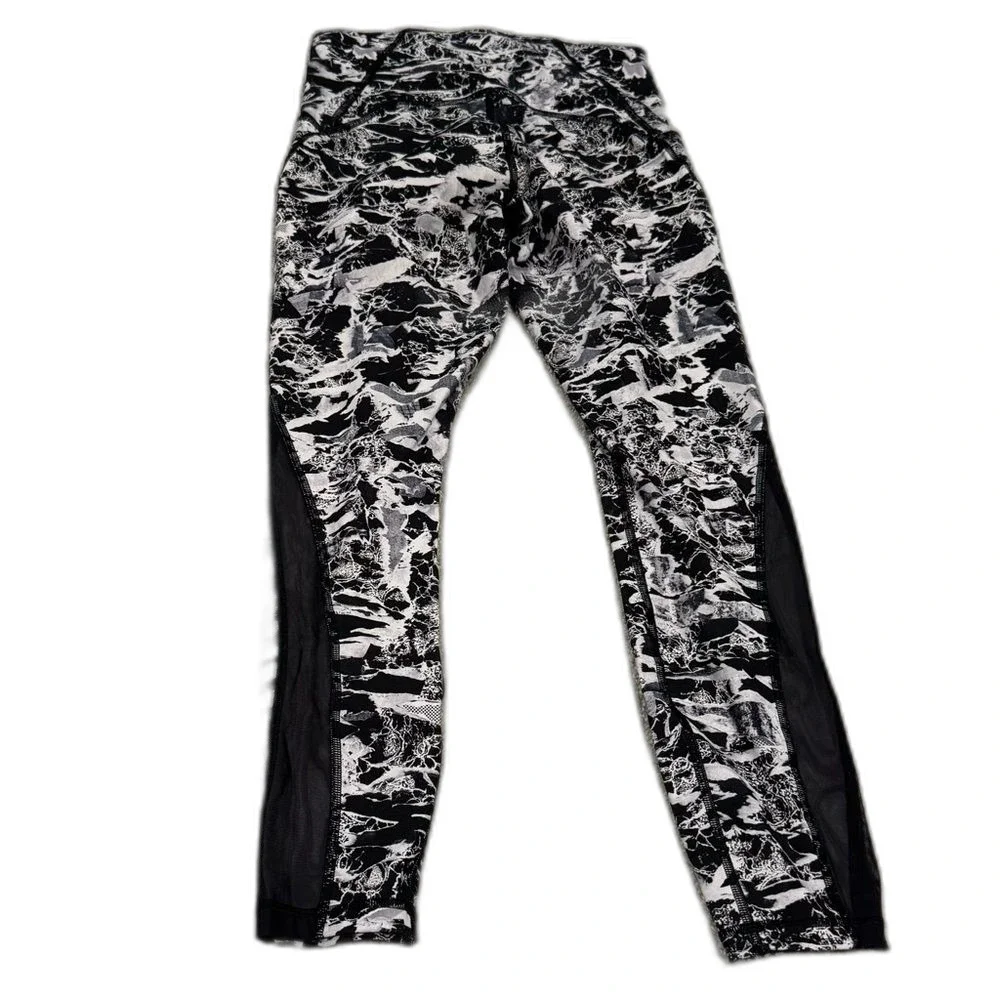 Lululemon Athletica Black and Gray Patterned Leggings - 6 - Picture 2 of 4